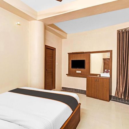 Super Collection O Hotel Aqua Villa Near Netaji Subhash Chandra Bose International Airport Gauripur  Exteriör bild