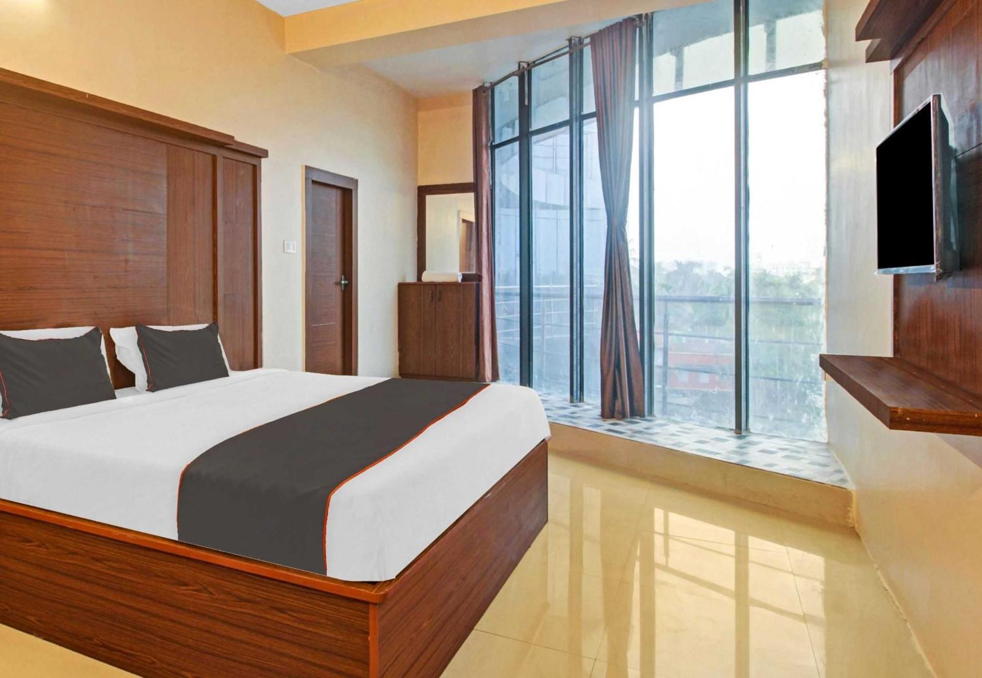 Super Collection O Hotel Aqua Villa Near Netaji Subhash Chandra Bose International Airport Gauripur  Exteriör bild