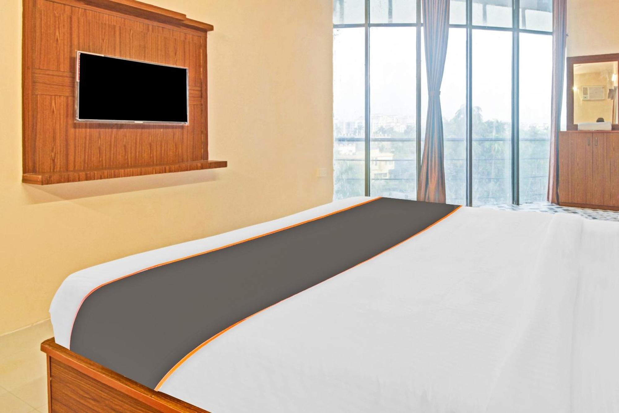 Super Collection O Hotel Aqua Villa Near Netaji Subhash Chandra Bose International Airport Gauripur  Exteriör bild